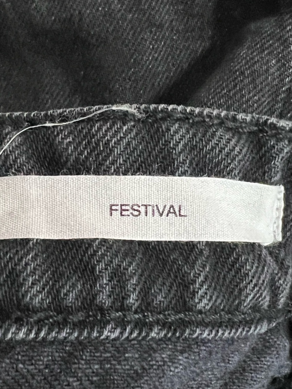 Garage Washed Black Distressed Jean Shorts Pristine Condition Size 3 - Picture 7 of 8
